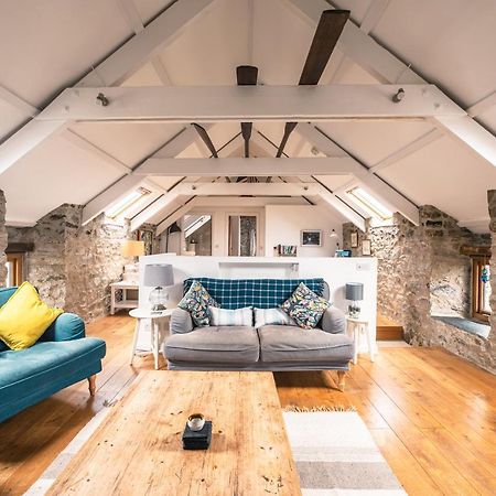 Ferienwohnung Stunning Converted Granary In Heart Of St Davids Exterior foto