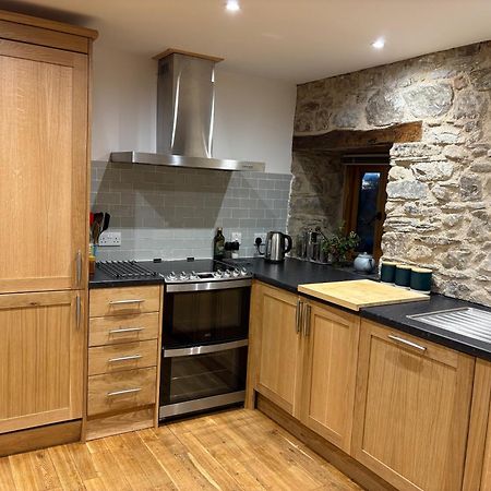 Stunning Converted Granary In Heart Of St Davids Exterior foto