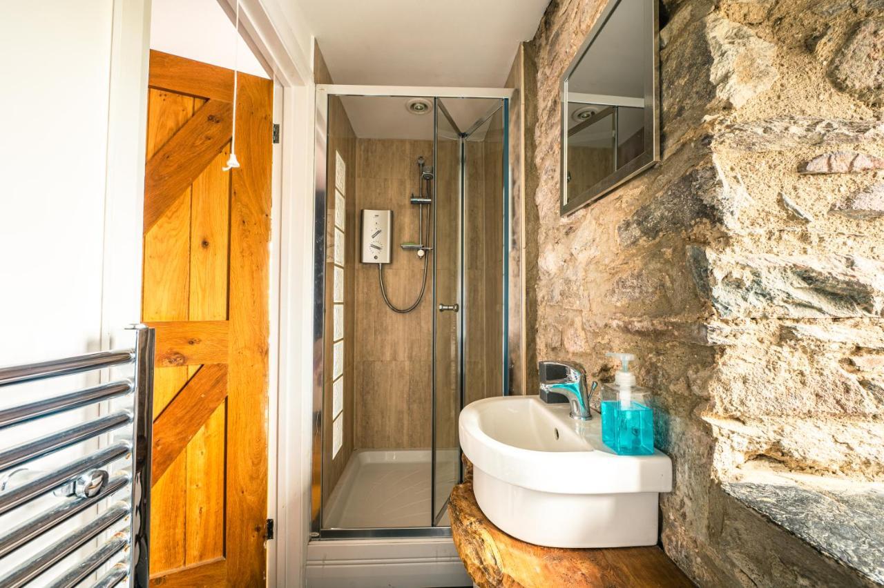 Ferienwohnung Stunning Converted Granary In Heart Of St Davids Exterior foto