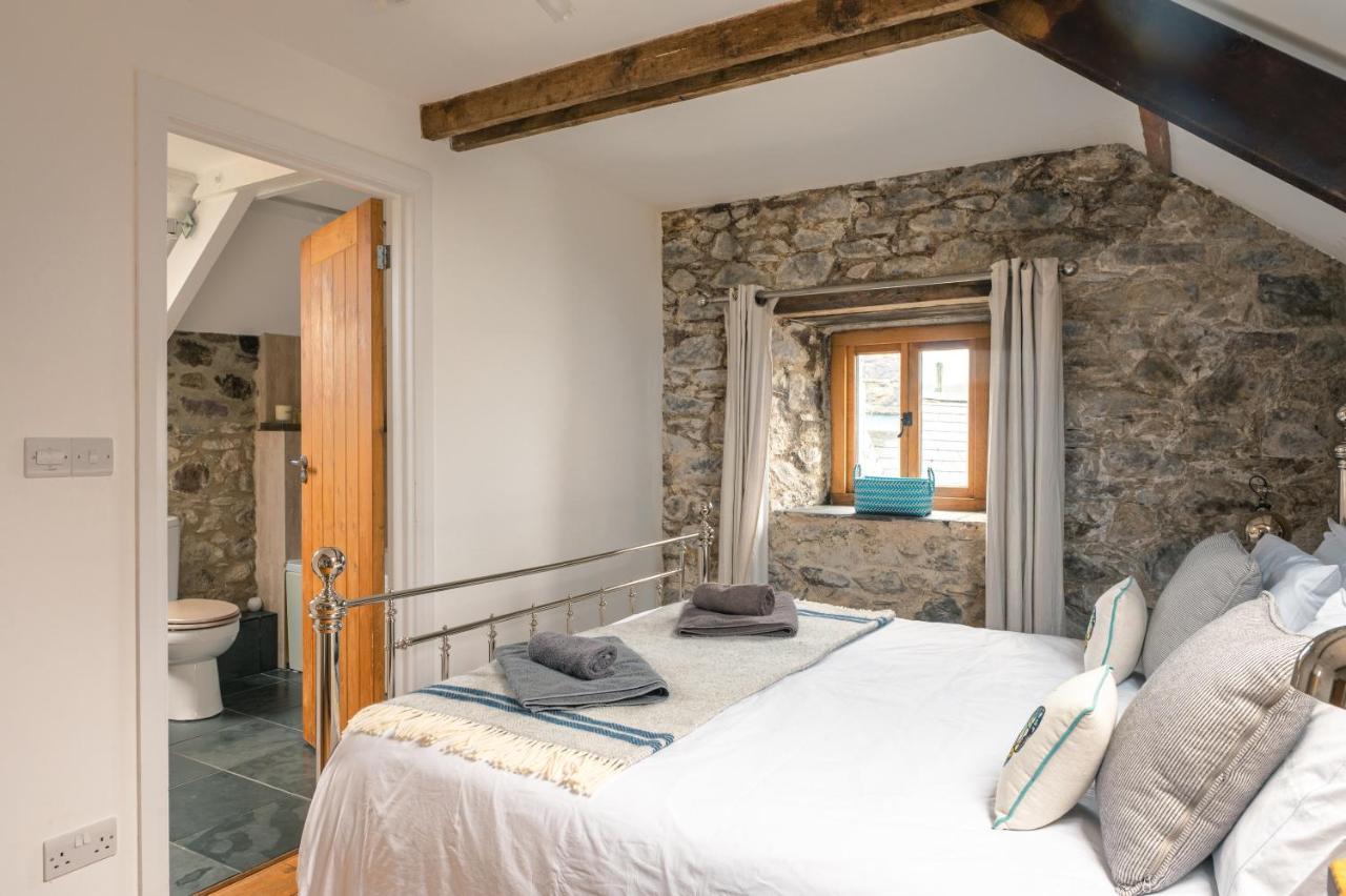 Ferienwohnung Stunning Converted Granary In Heart Of St Davids Exterior foto