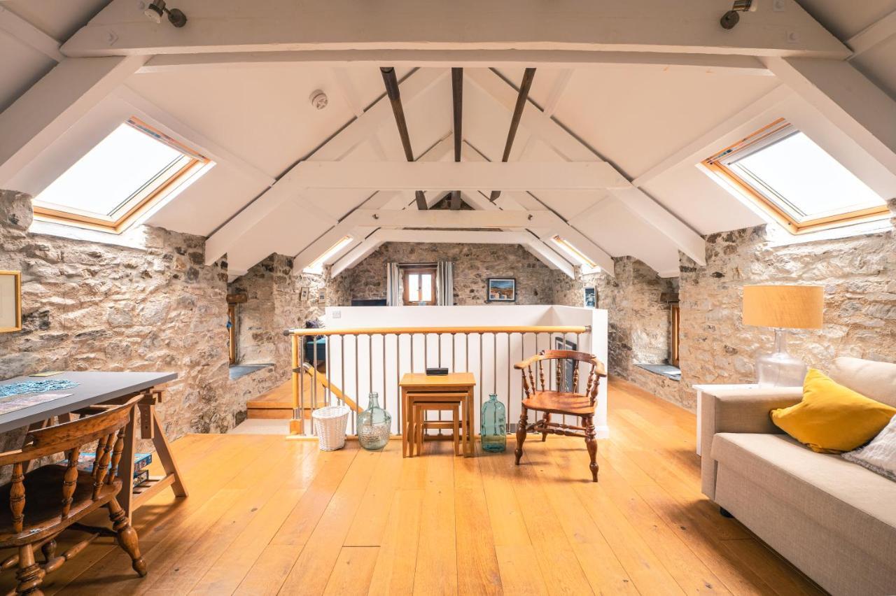 Ferienwohnung Stunning Converted Granary In Heart Of St Davids Exterior foto