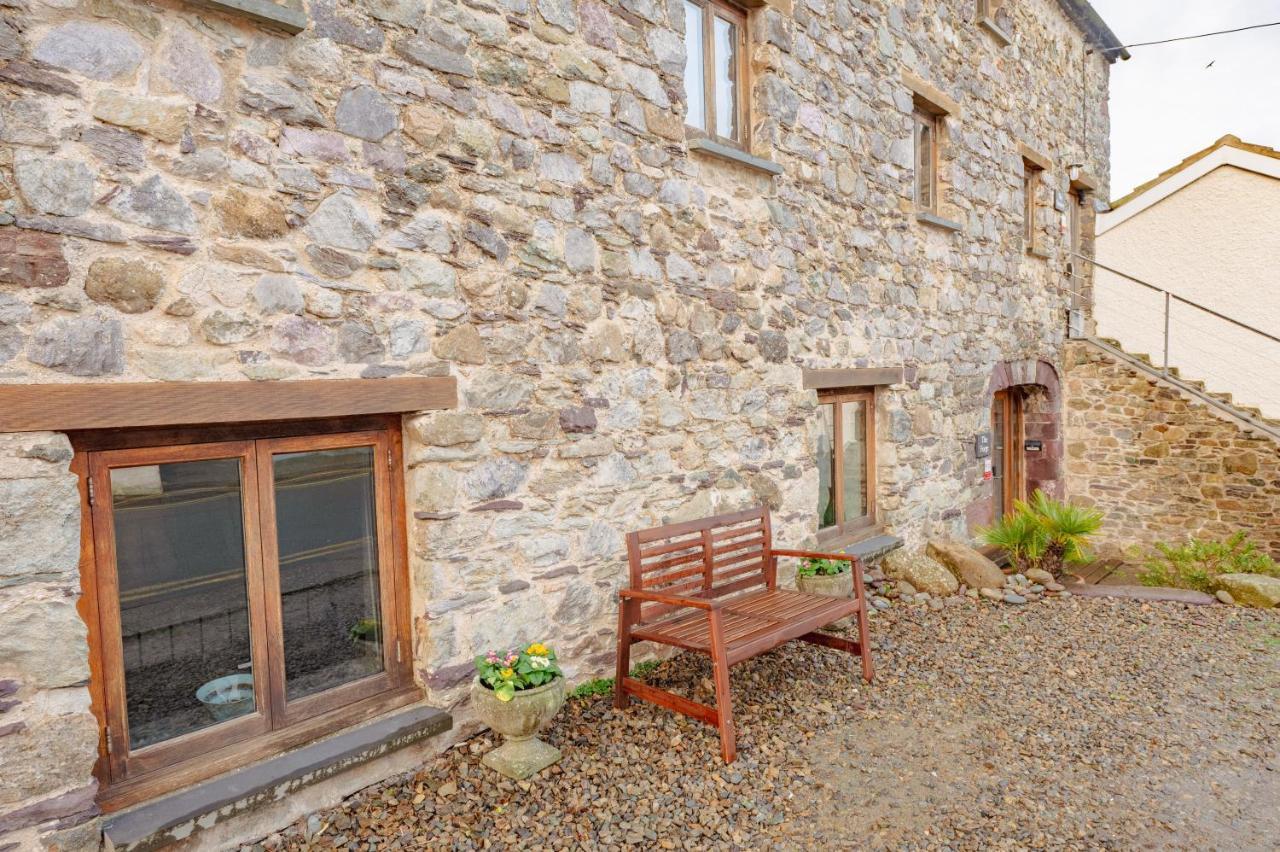 Ferienwohnung Stunning Converted Granary In Heart Of St Davids Exterior foto