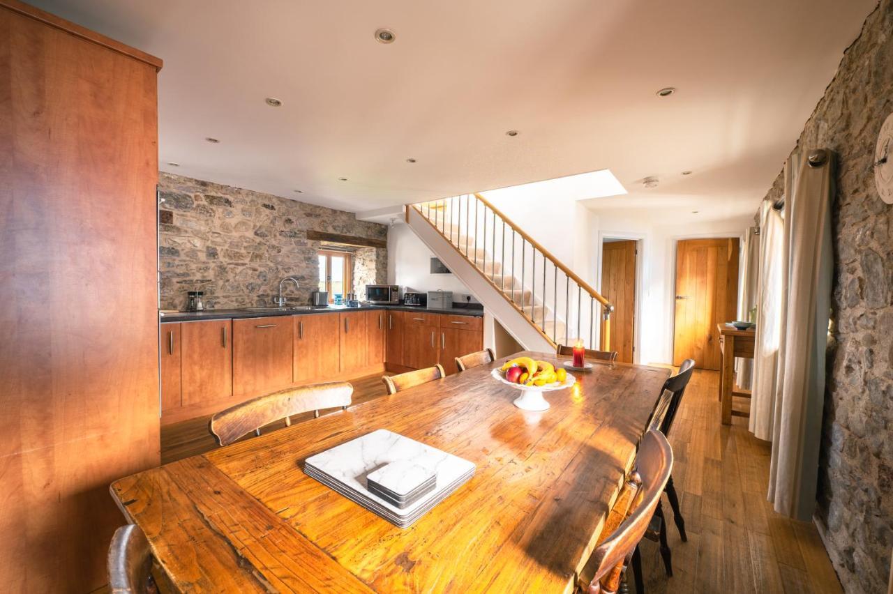 Ferienwohnung Stunning Converted Granary In Heart Of St Davids Exterior foto