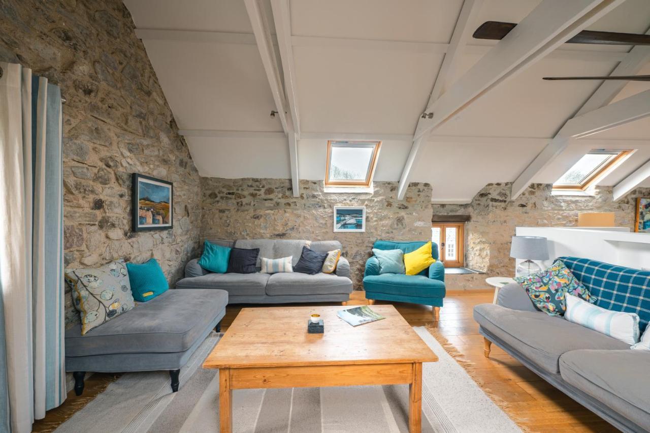 Ferienwohnung Stunning Converted Granary In Heart Of St Davids Exterior foto