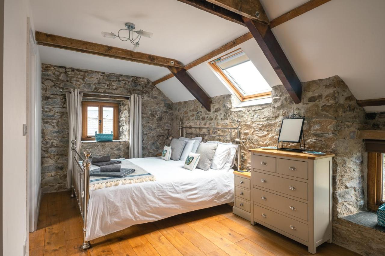 Ferienwohnung Stunning Converted Granary In Heart Of St Davids Exterior foto