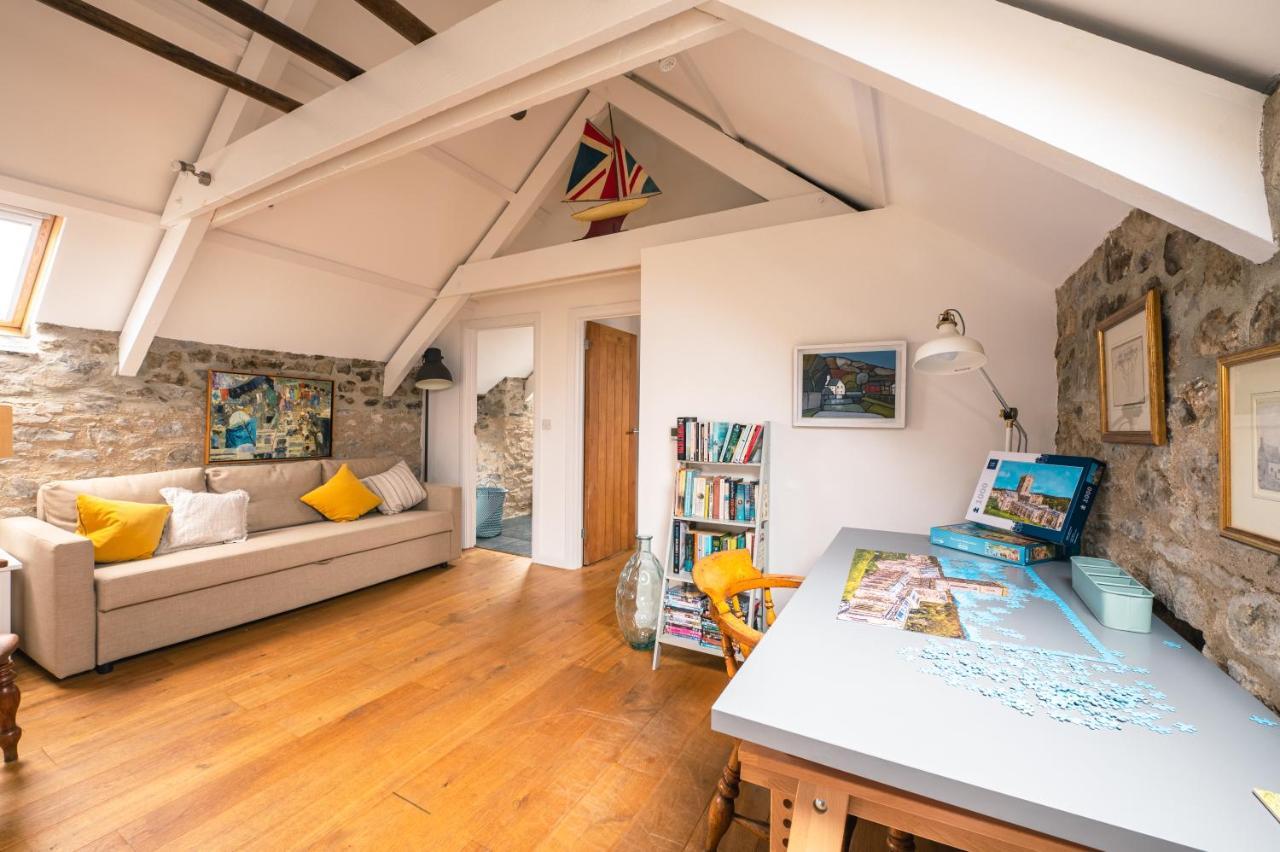 Ferienwohnung Stunning Converted Granary In Heart Of St Davids Exterior foto