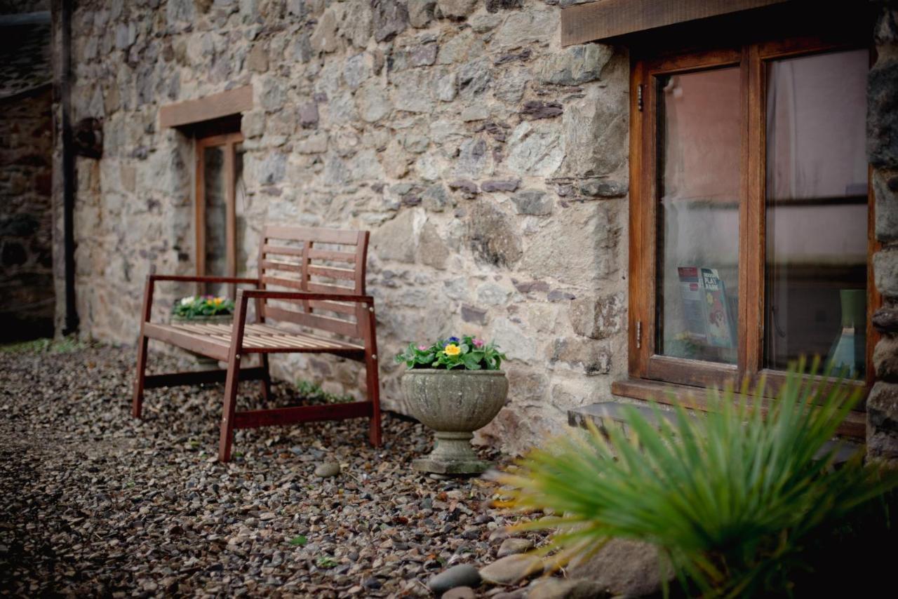 Ferienwohnung Stunning Converted Granary In Heart Of St Davids Exterior foto